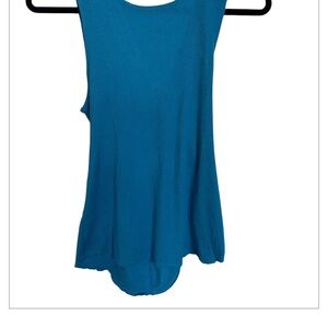 NWT Free People Size M sleeveless top crewneck with twist knot open back accent